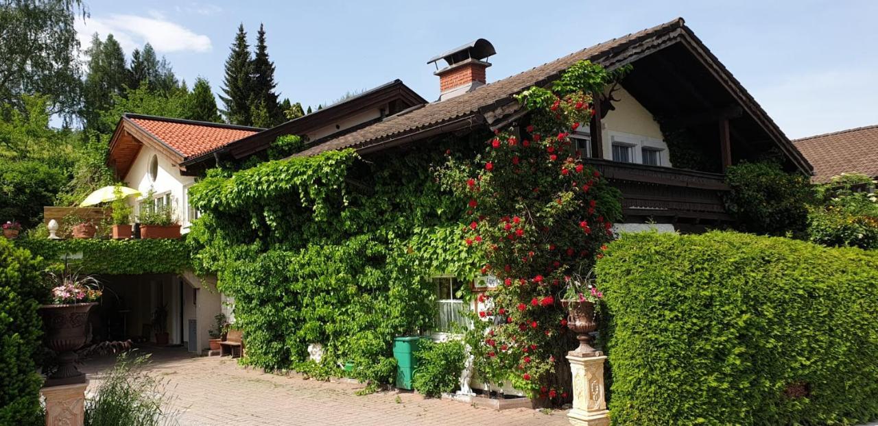 Alpen Crystal Apartment Bischofshofen Bagian luar foto