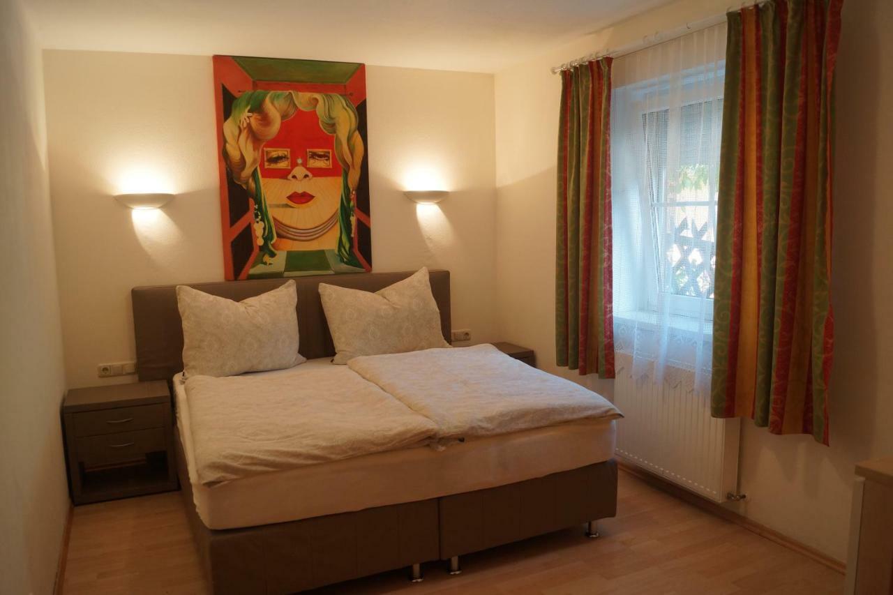 Alpen Crystal Apartment Bischofshofen Bagian luar foto