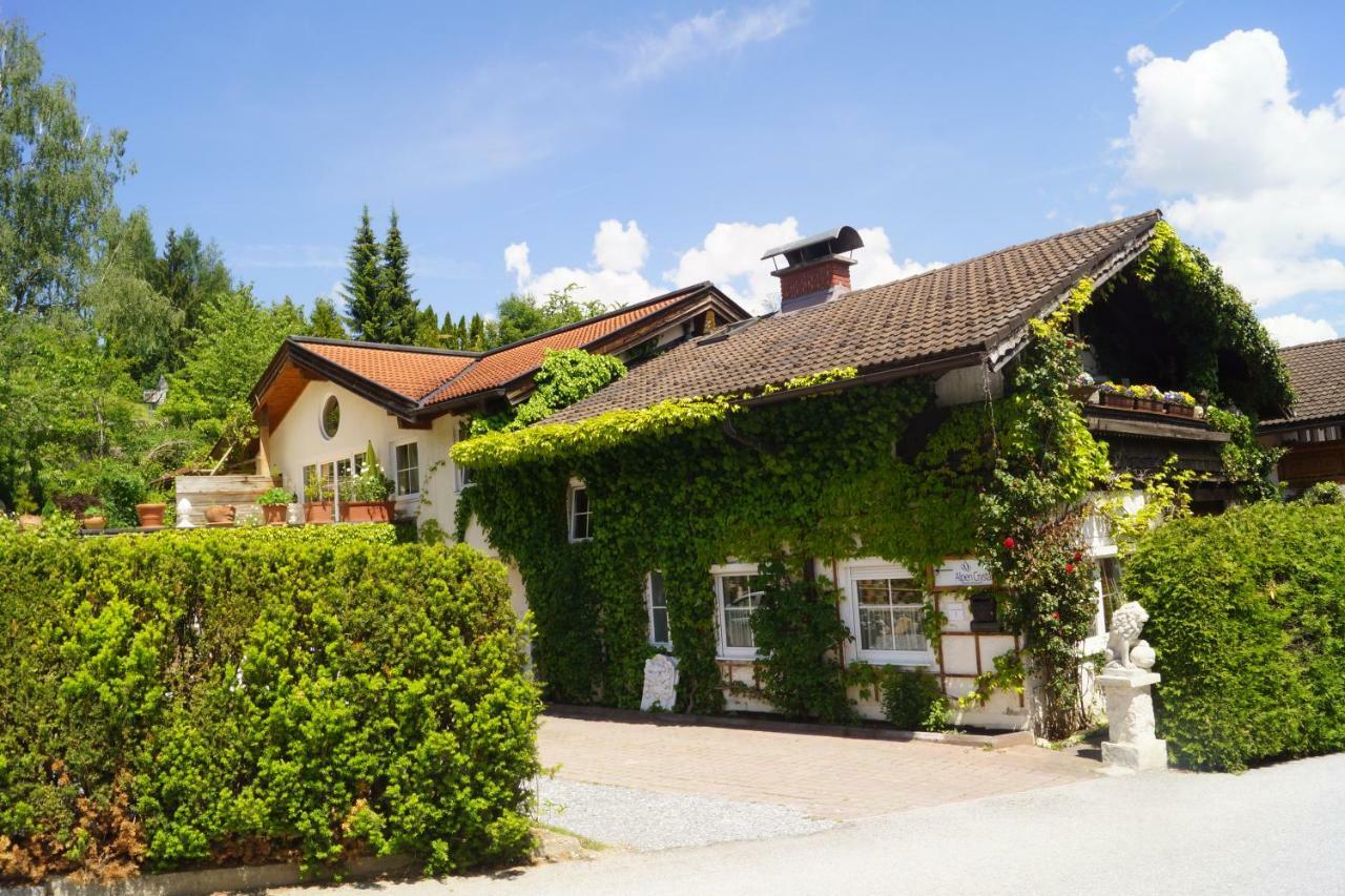 Alpen Crystal Apartment Bischofshofen Bagian luar foto