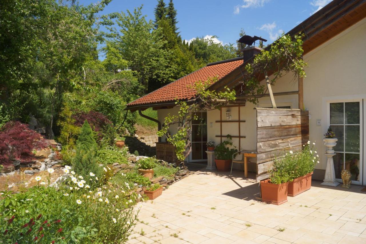 Alpen Crystal Apartment Bischofshofen Bagian luar foto