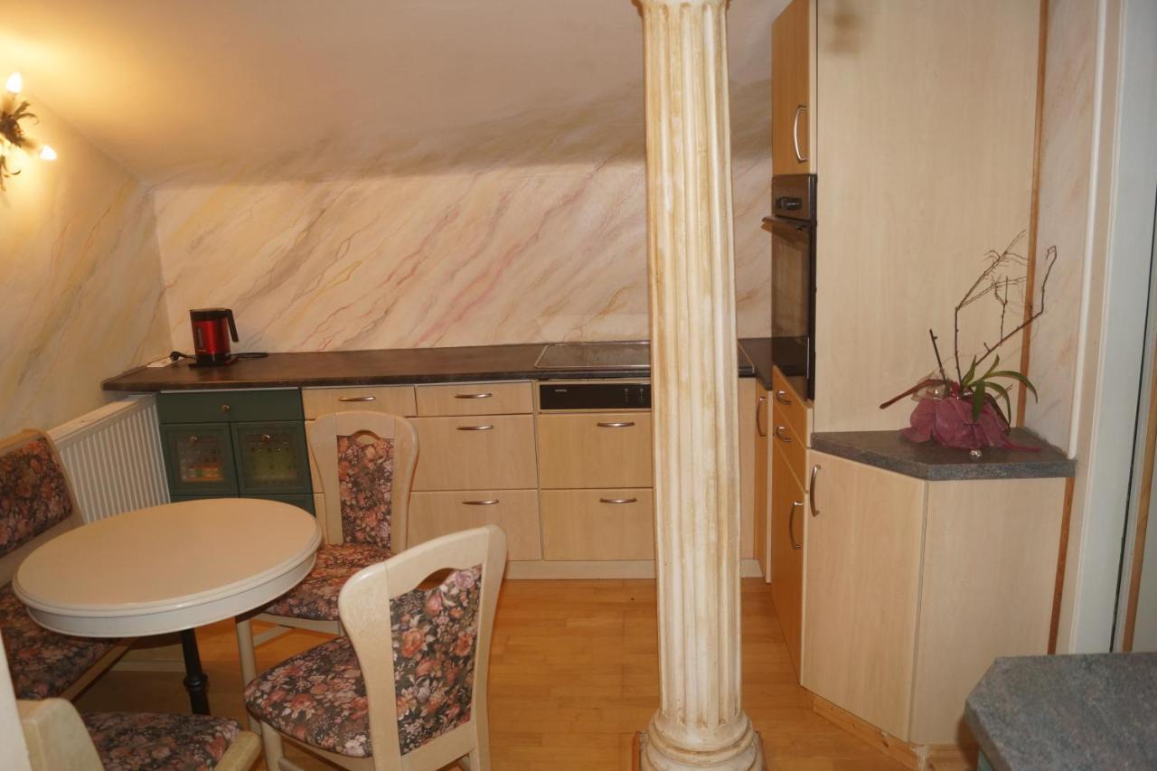 Alpen Crystal Apartment Bischofshofen Bagian luar foto